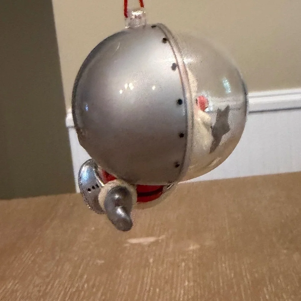 1981 Hallmark Keepsake Spaceman Santa Astronaut Christmas Ornament Vintage